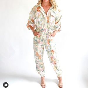 Lina botanical belted jogger jumpsuit. NEVER WORN! Size small.